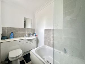 Bathroom - click for photo gallery